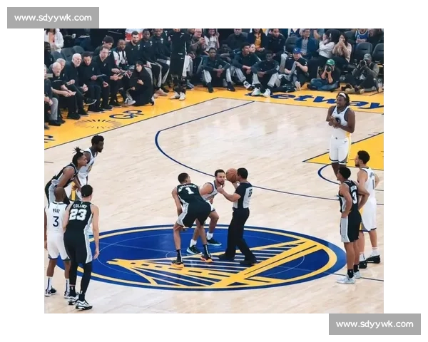 回望2017年勇士对决马刺的经典季后赛巅峰之战历史对抗回顾 回望2017年勇士对决马刺的经典季后赛巅峰之战历史对抗回顾