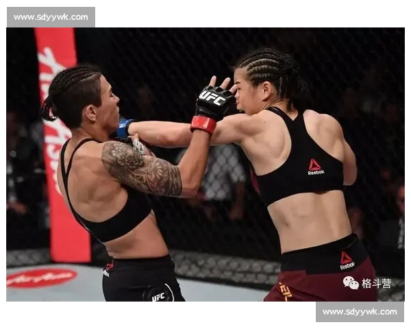 张伟丽对决黄飞儿掀起女子格斗新纪元实力碰撞引爆擂台焦点之战 张伟丽对决黄飞儿掀起女子格斗新纪元实力碰撞引爆擂台焦点之战